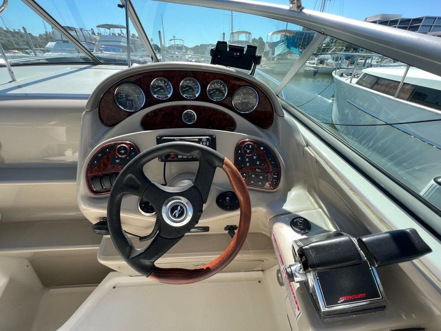 2006 Sea Ray Sundancer