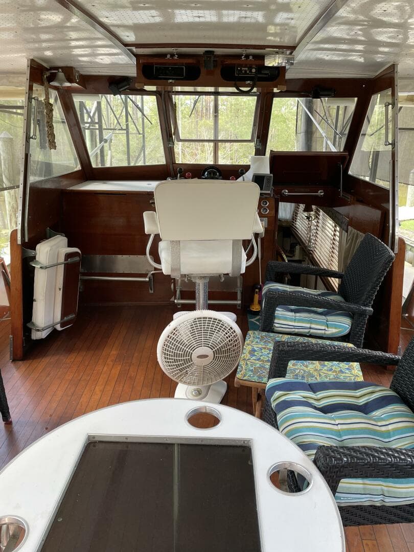 1962 Matthews 42 Double Cabin