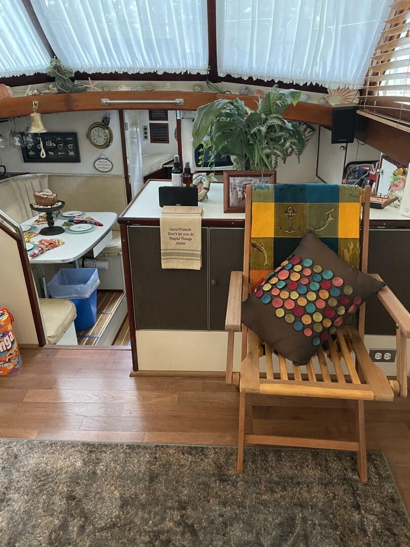 1962 Matthews 42 Double Cabin