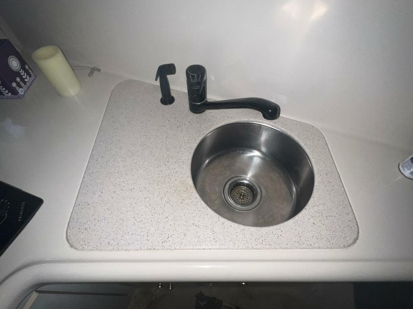 1997 Cruisers Yachts 3575