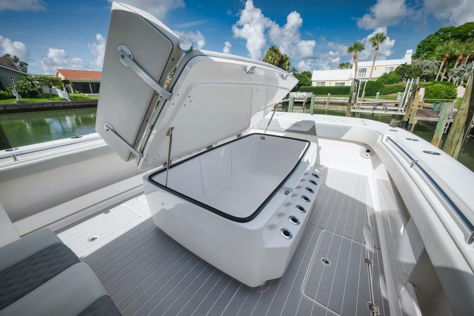 2019 Invincible 40 Catamaran