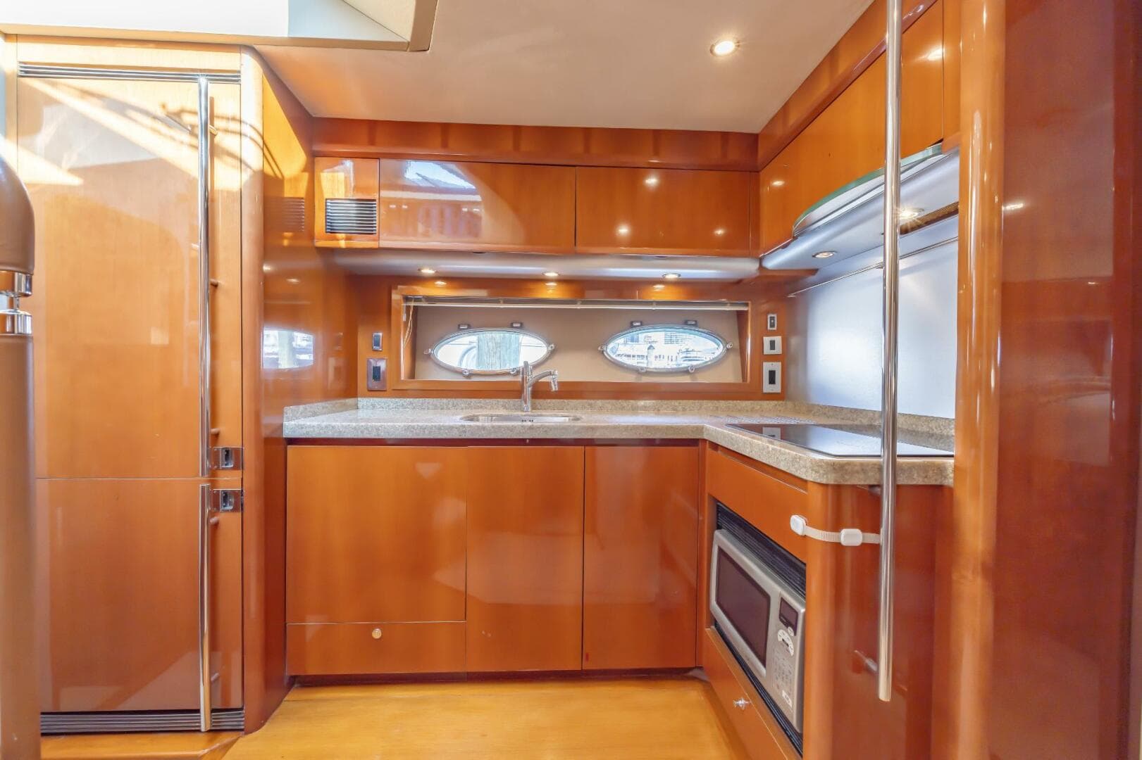 2008 Princess 58 Flybridge