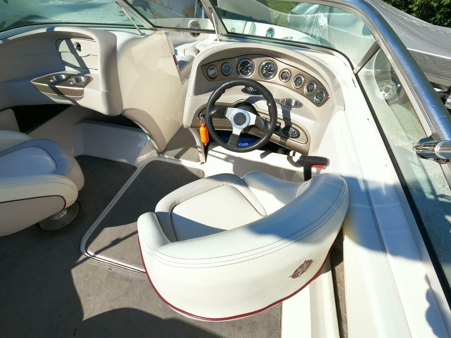 2008 Bryant 210 Bowrider