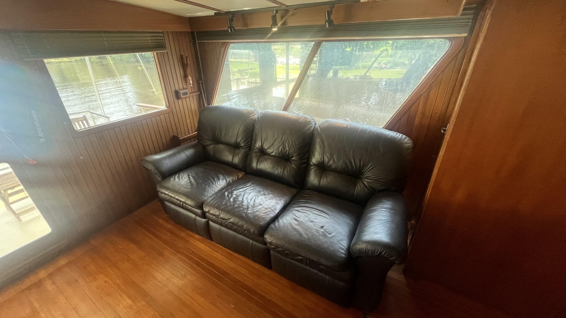 1986 Marine Trader Med Yacht 62 Yachtfish