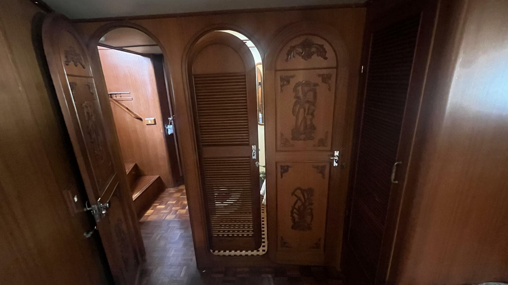 1986 Marine Trader Med Yacht 62 Yachtfish