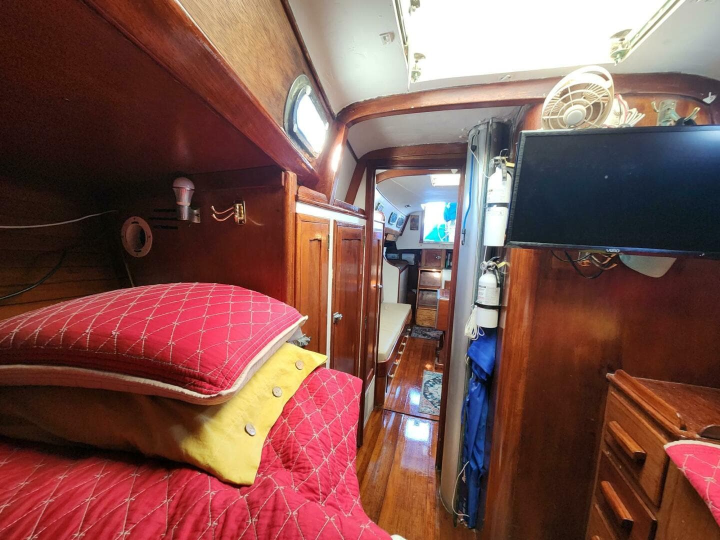 1961 Hinckley Bermuda 40