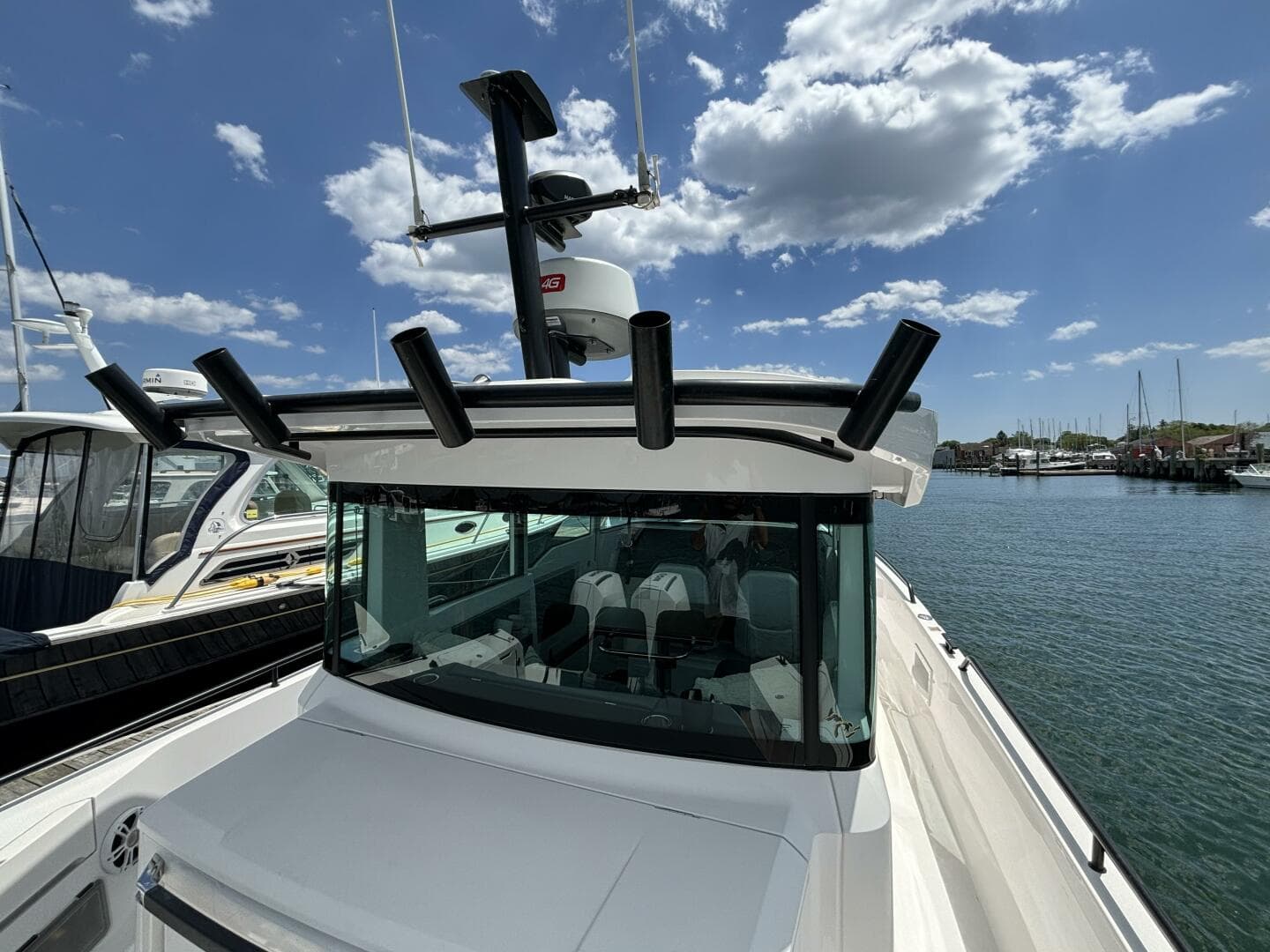 2020 Axopar 37 XC