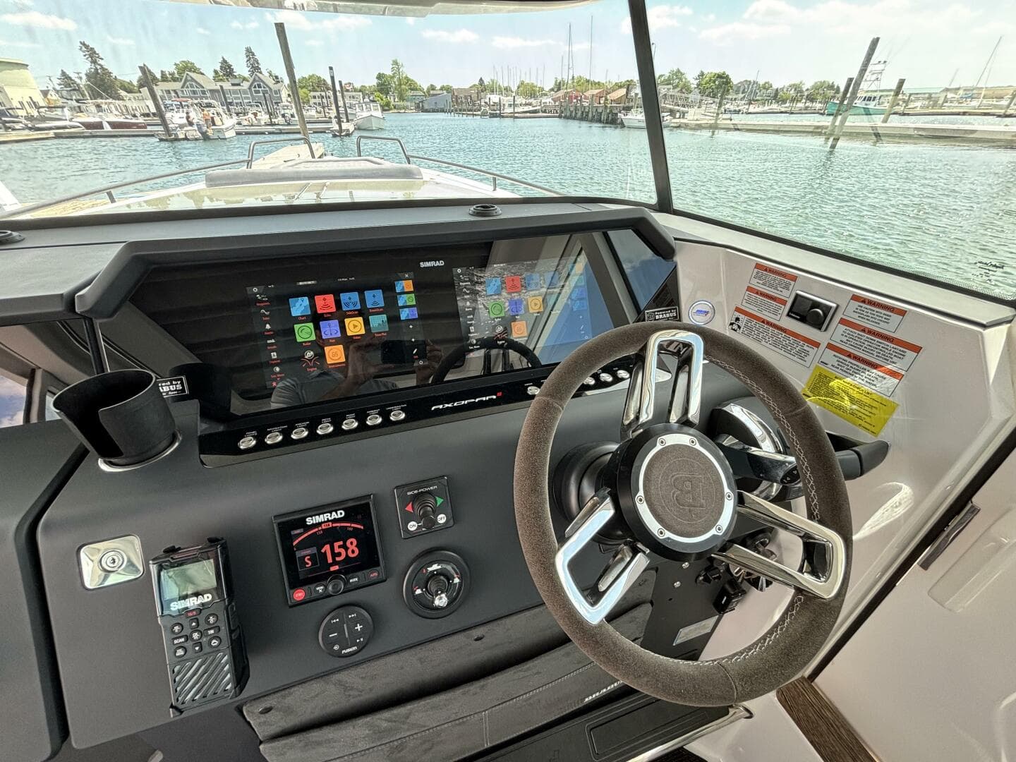 2020 Axopar 37 XC
