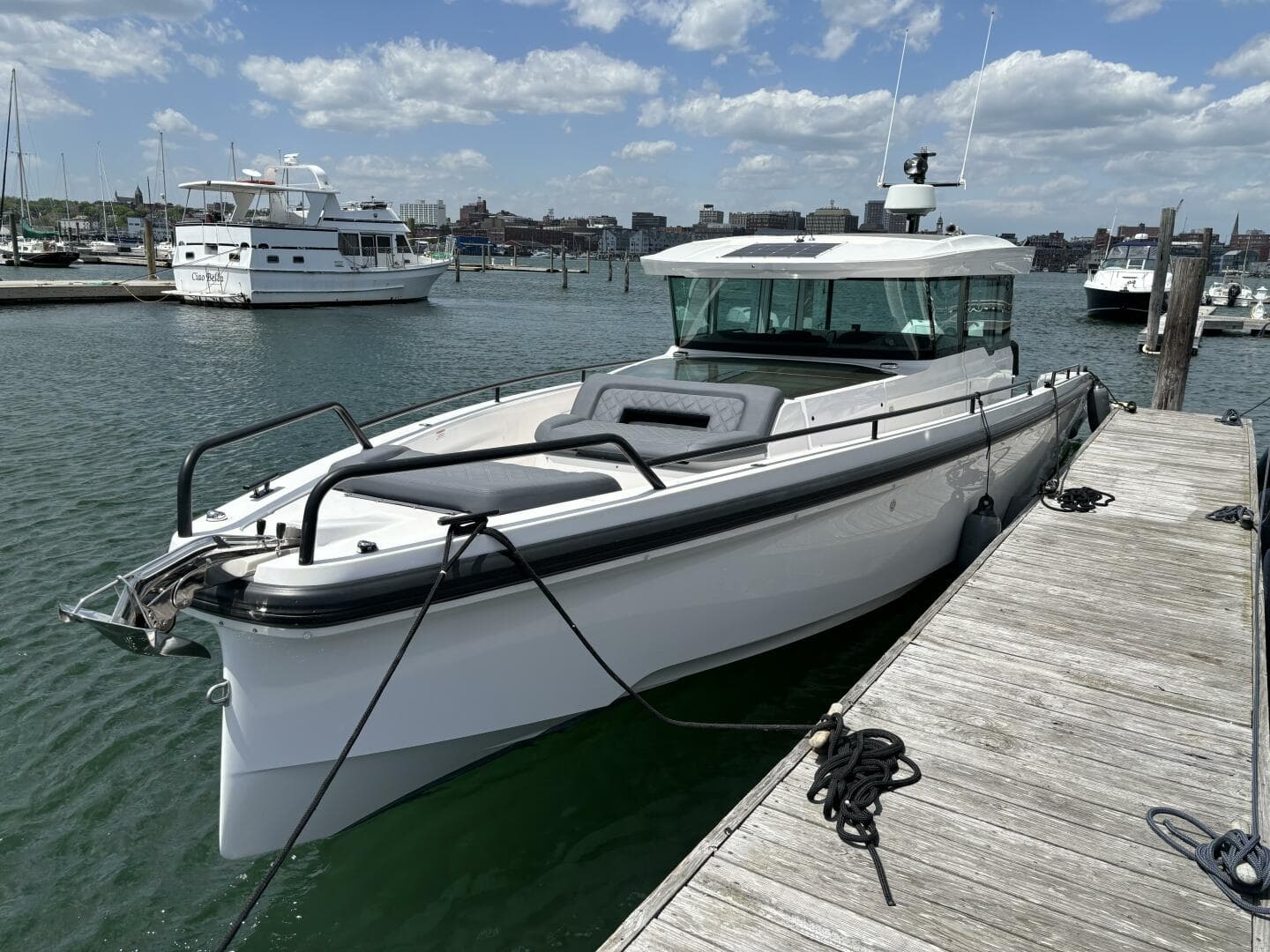 2020 Axopar 37 XC