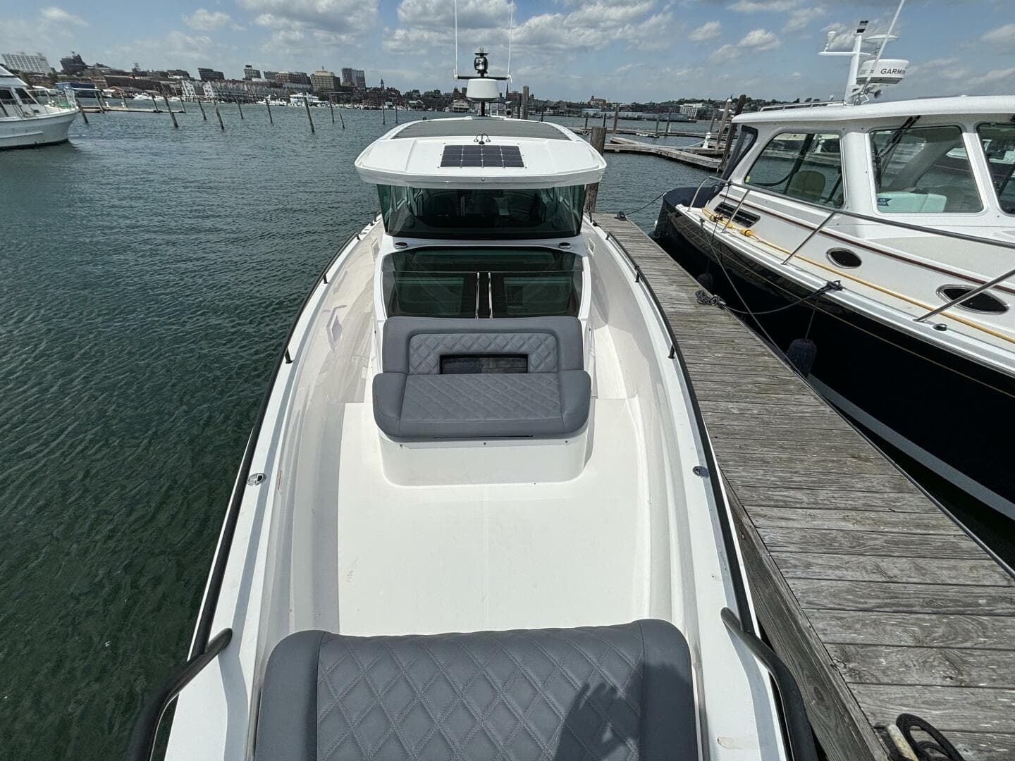 2020 Axopar 37 XC