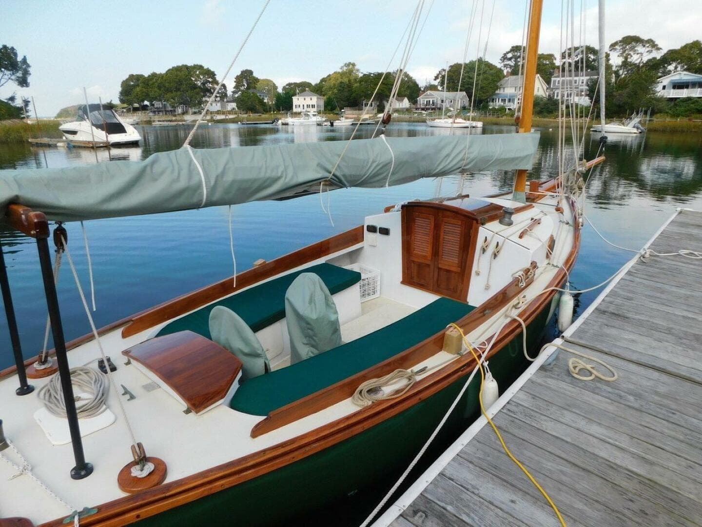 Senility Dockside Port