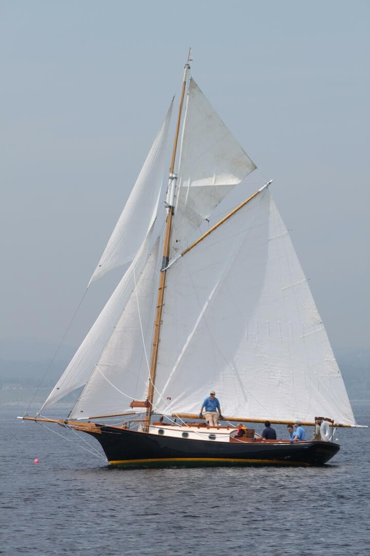 30' Independence Tall