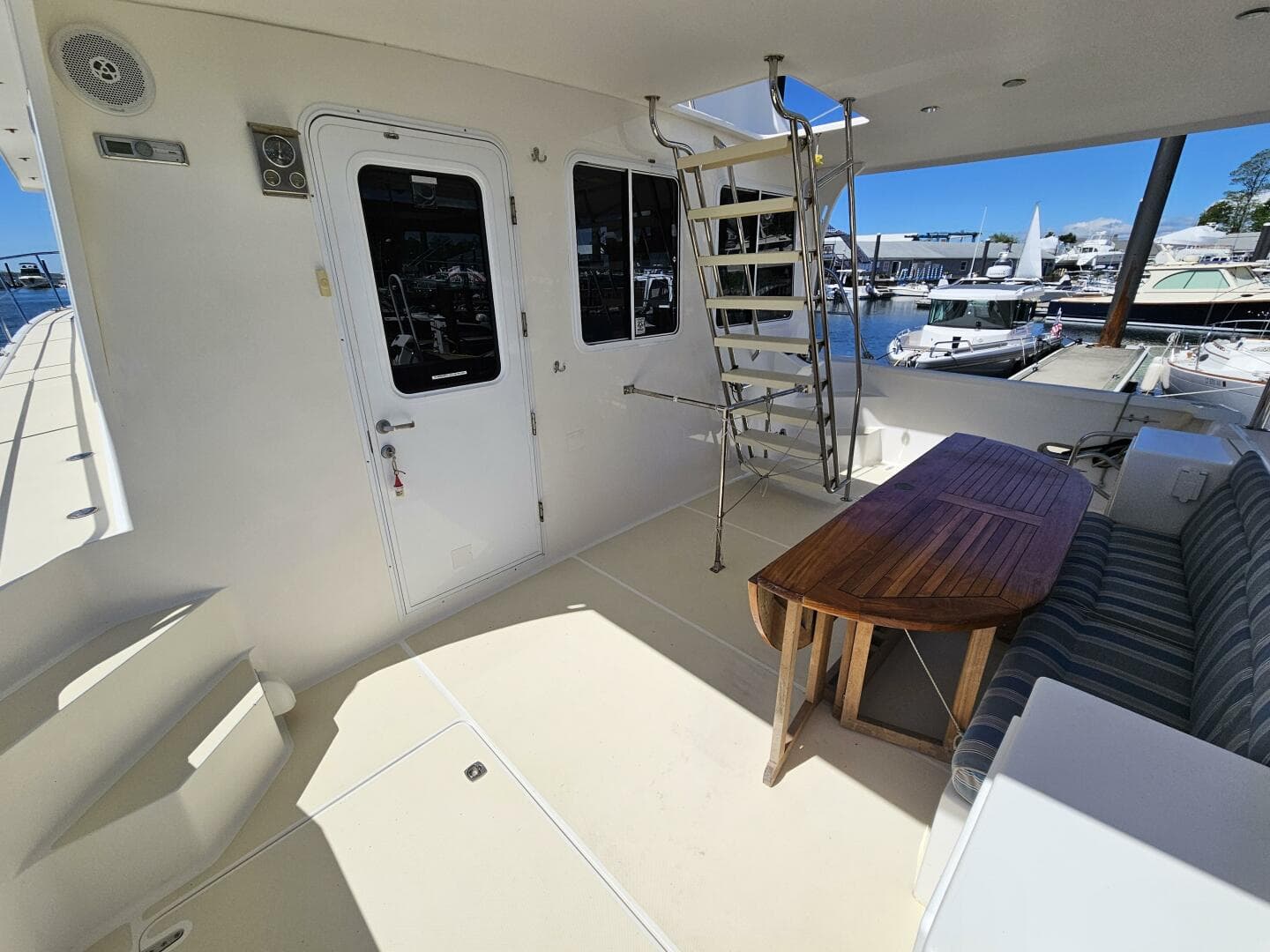 2012 Maine Cat Power Cat 47