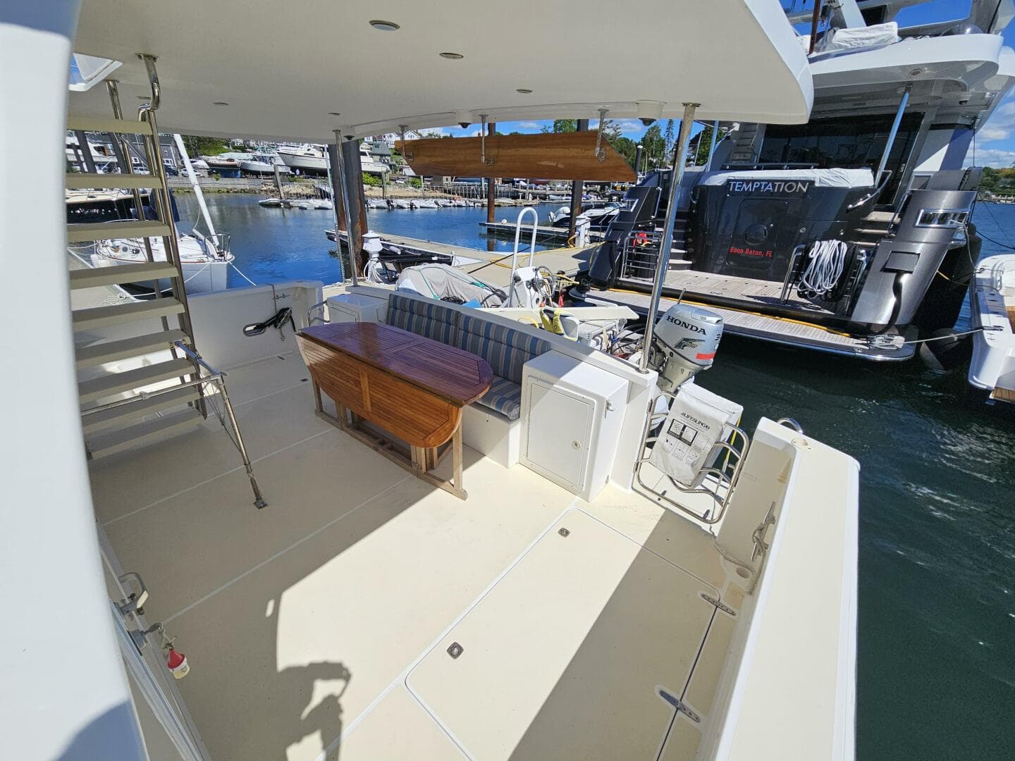 2012 Maine Cat Power Cat 47