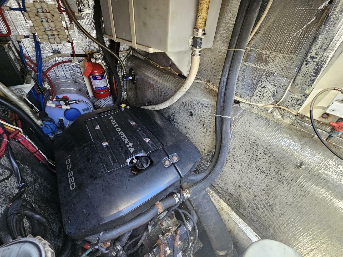 2012 Maine Cat Power Cat 47