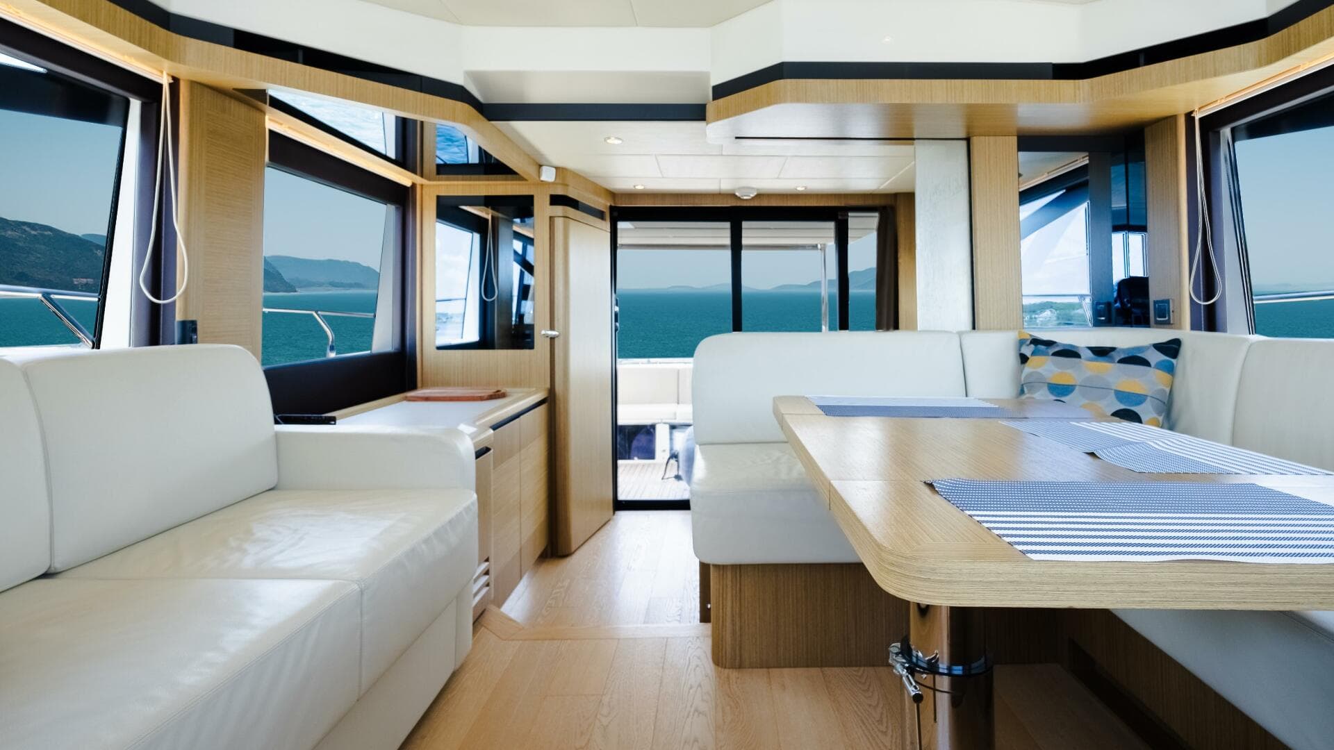 2017 Absolute 50 Fly