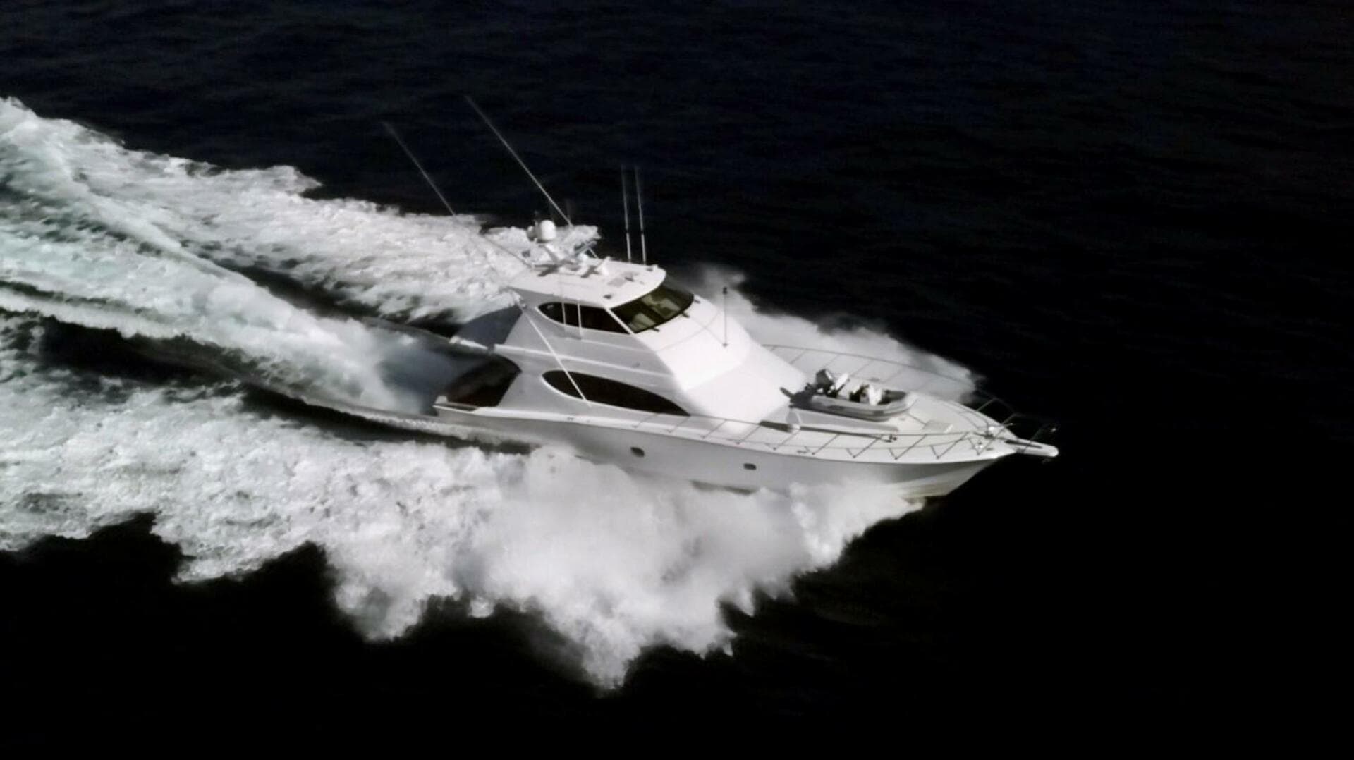 2006 Hatteras 68 Convertible