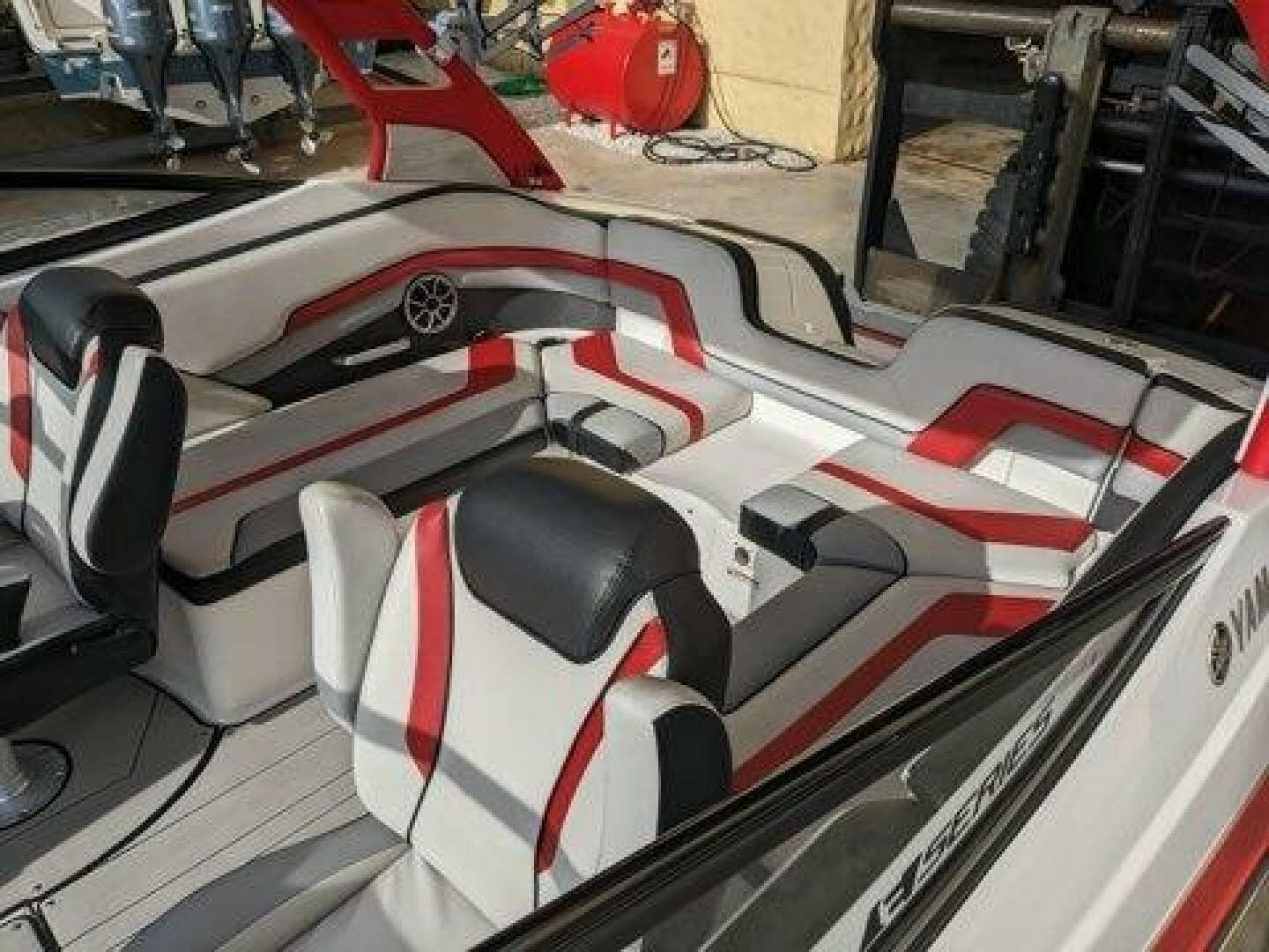 2020 Yamaha Boats 242X
