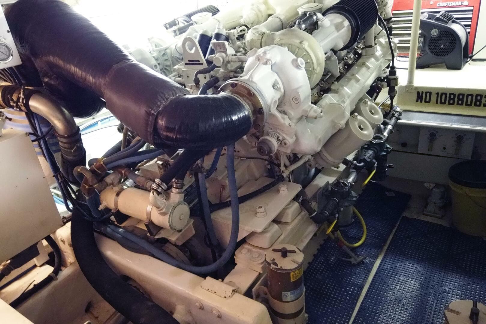 1999 Viking Motoryacht