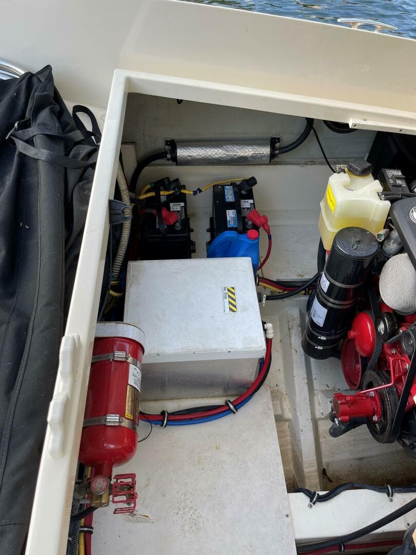 2015 Chris-Craft Launch 32RJ