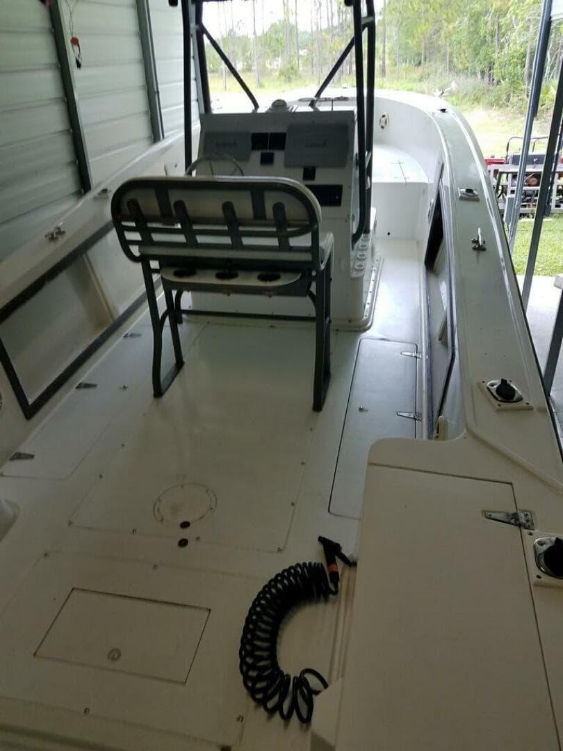1988 Mako 261 Center Console