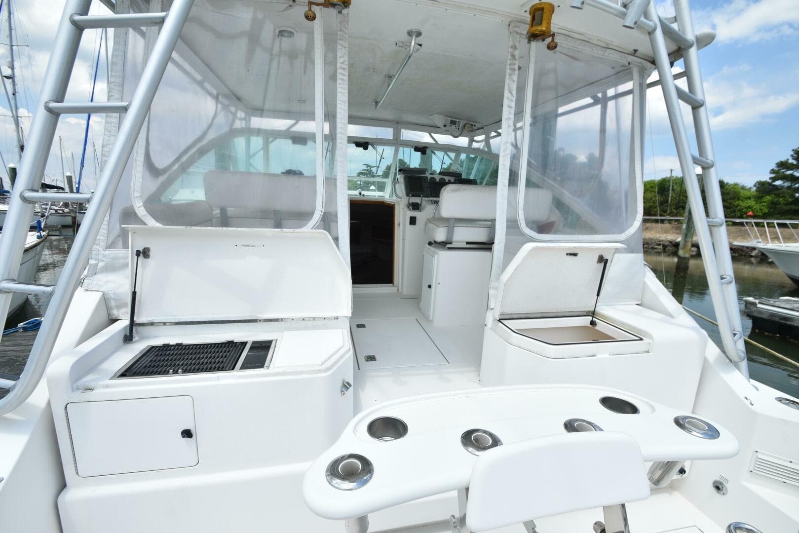 2001 Cabo 35 Express