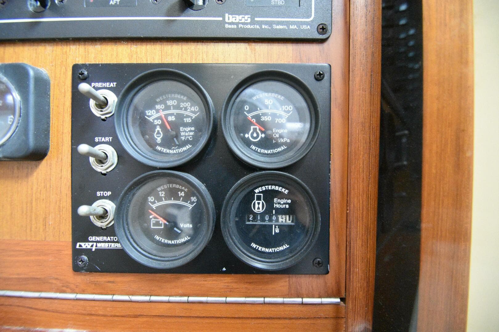 2001 Cabo 35 Express