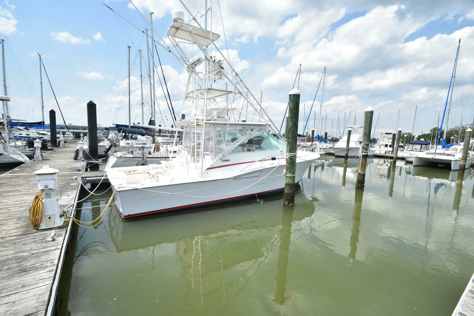 2001 Cabo 35 Express