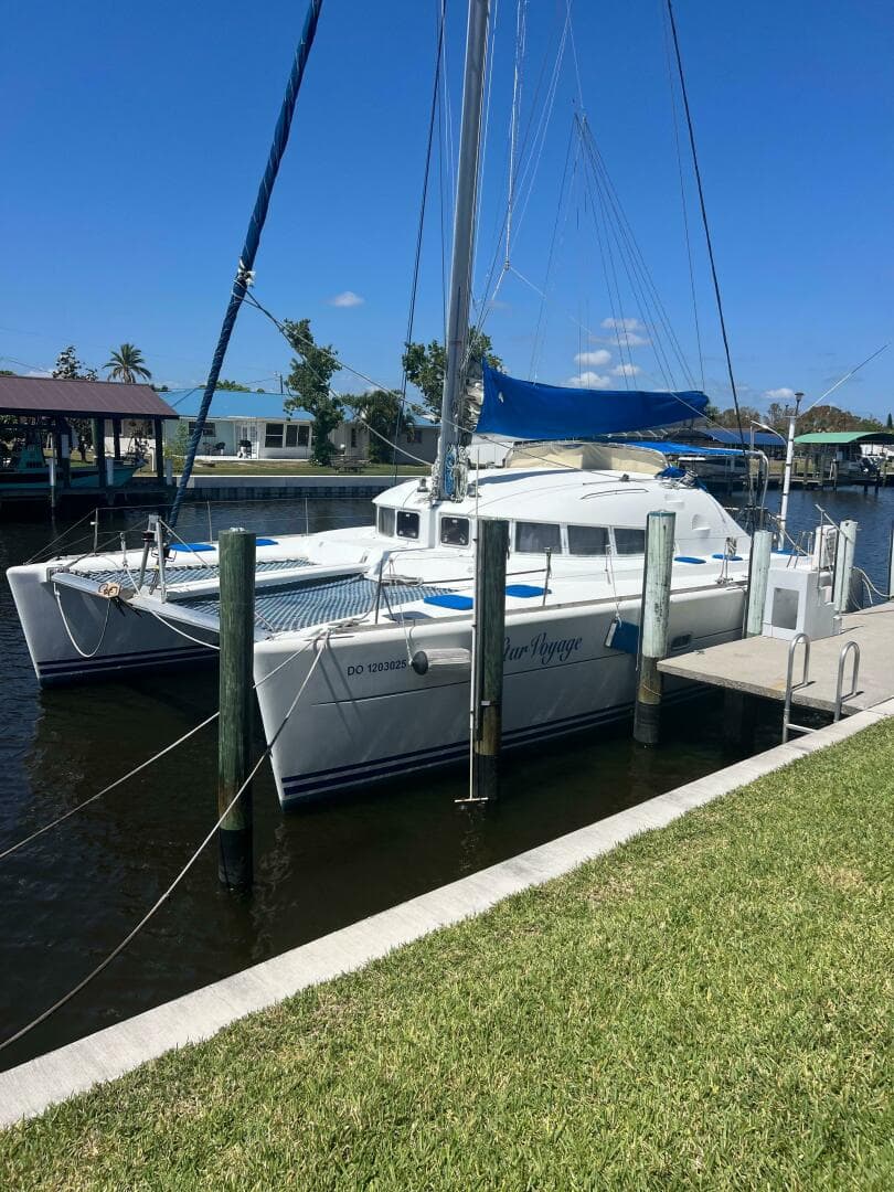 2002 Lagoon 410