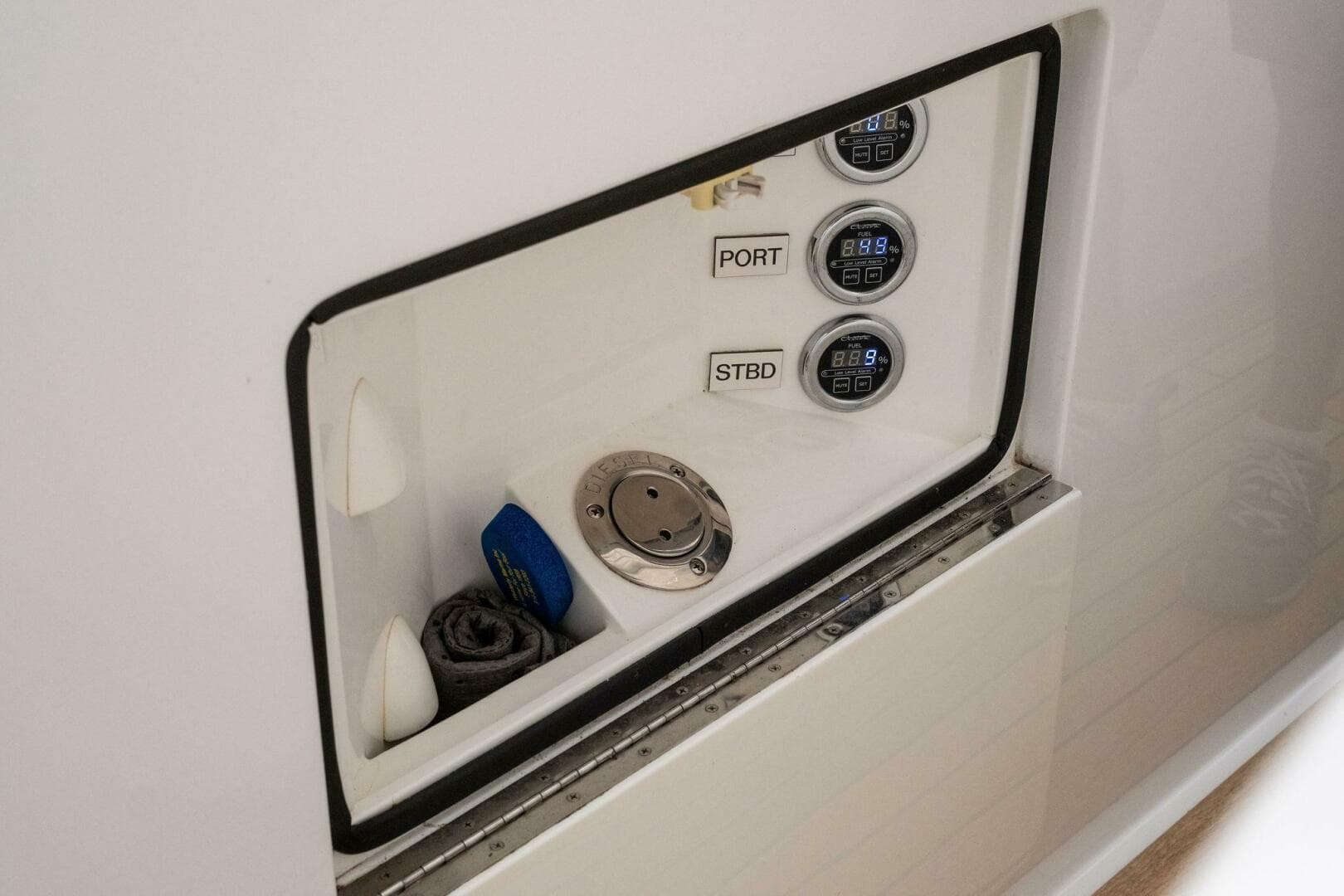 2022 Viking 75 Motor Yacht