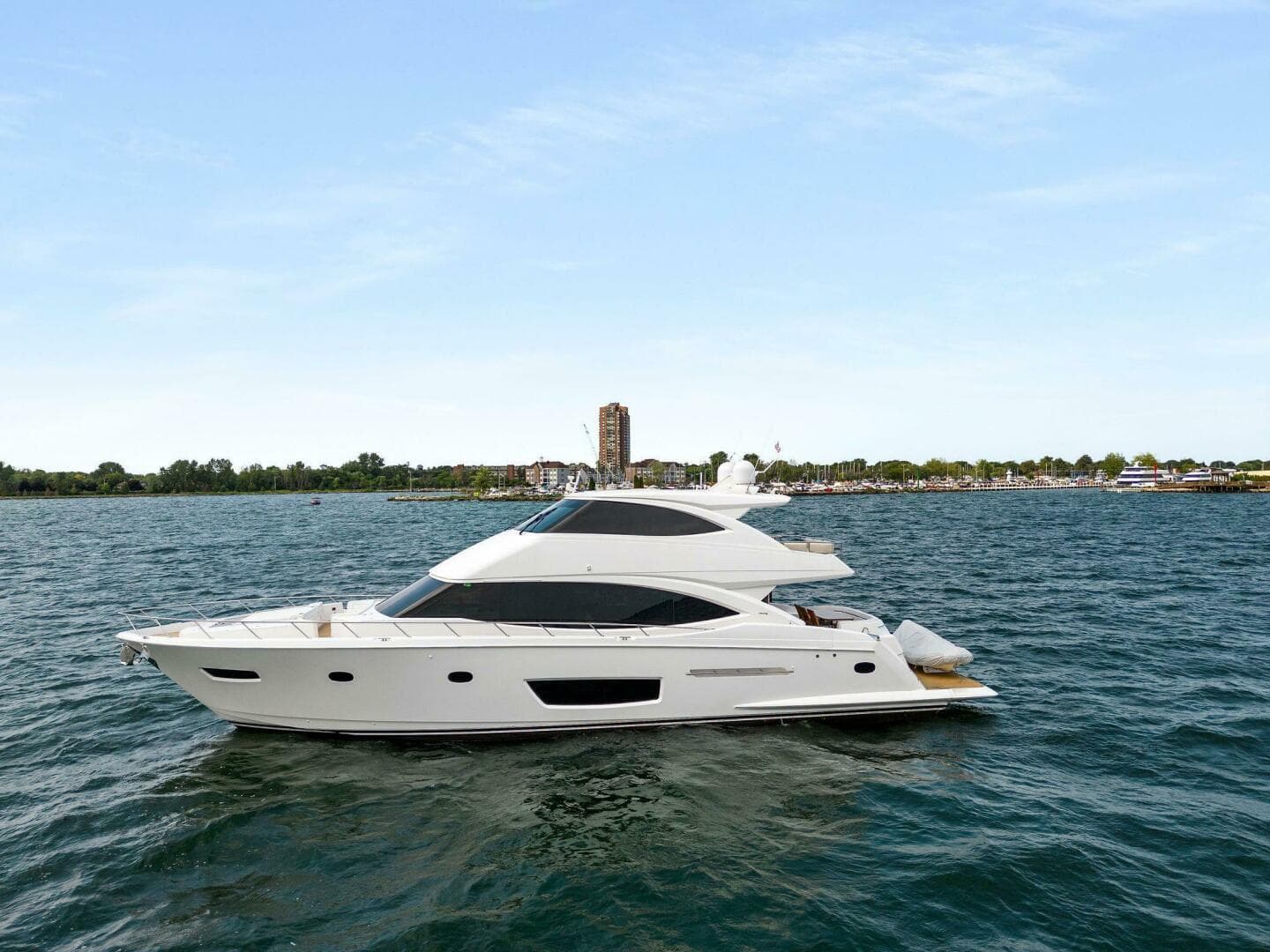 2022 Viking 75 Motor Yacht