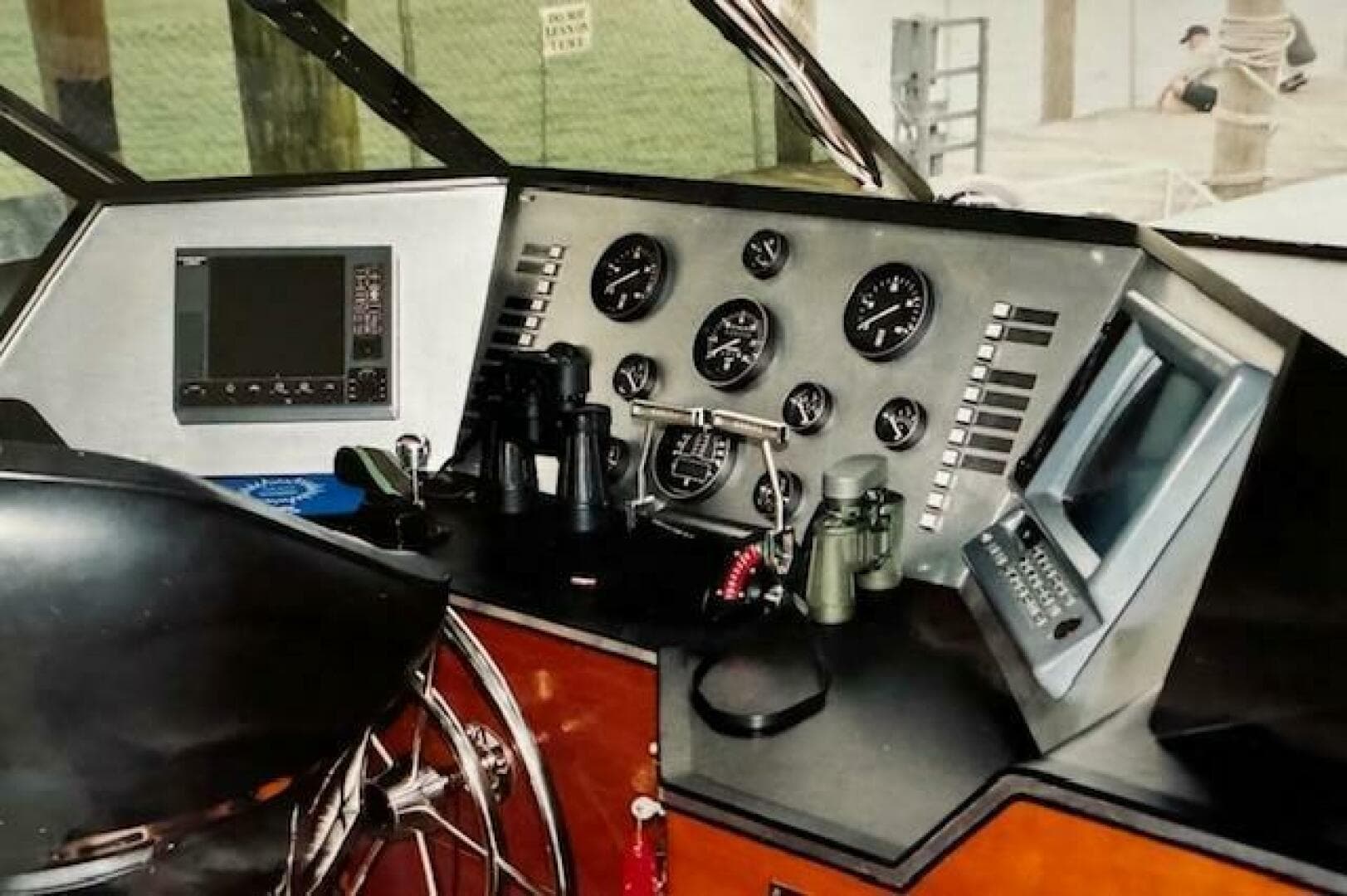 1990 Motor Yacht 70 Brata