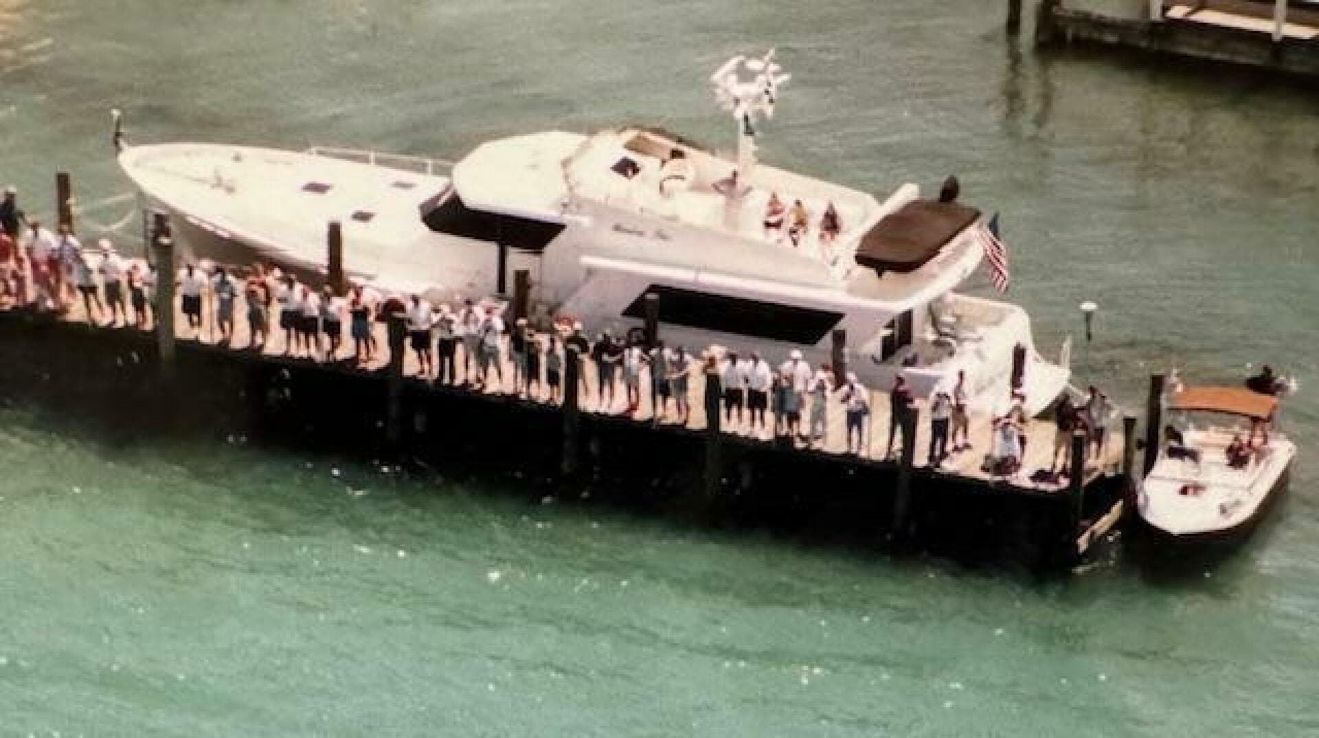 1990 Motor Yacht 70 Brata