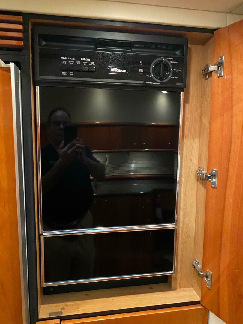 1998 Sunseeker 62 Manhattan