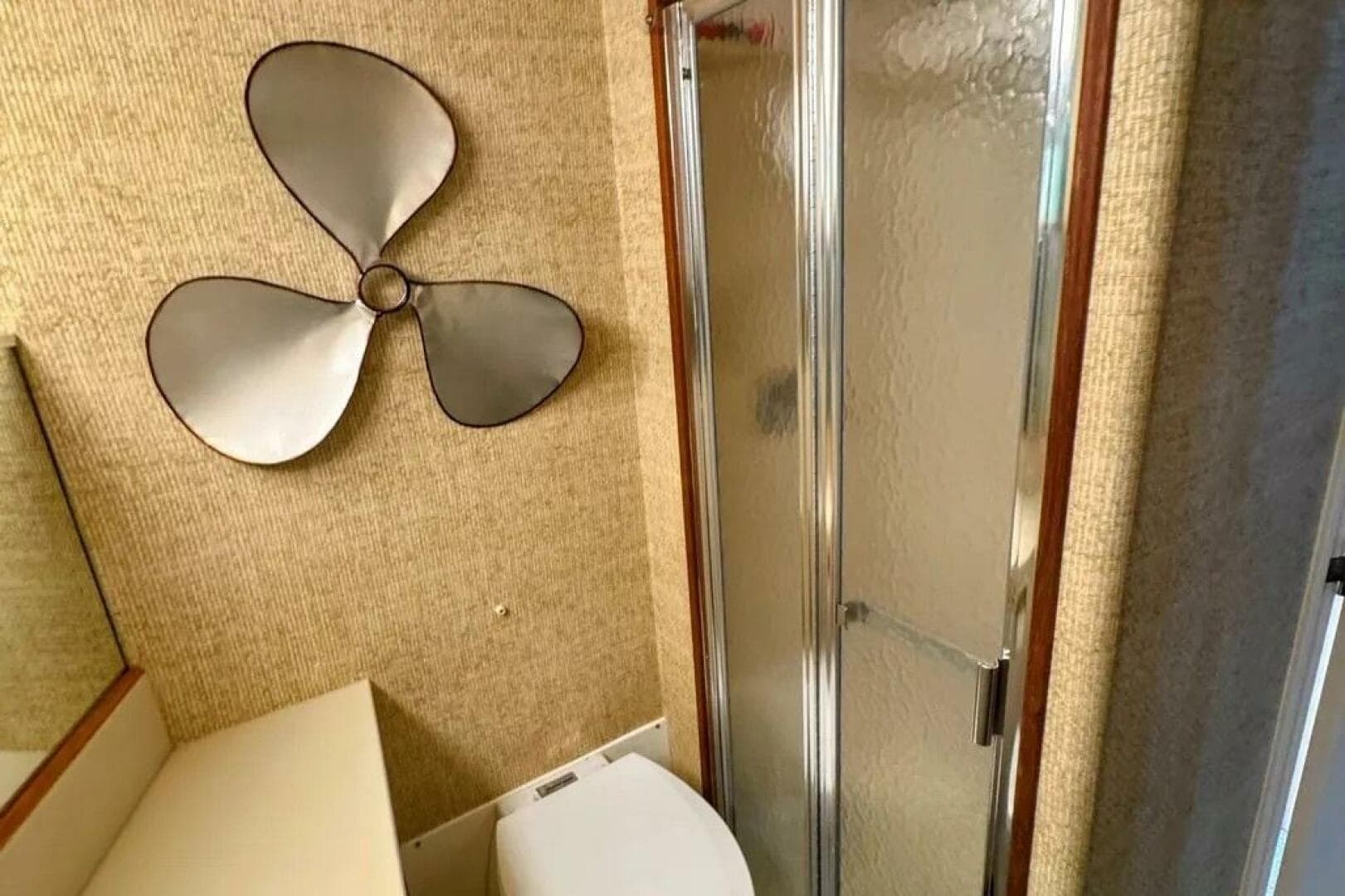 1986 Bertram 58 Flybridge Motor Yacht