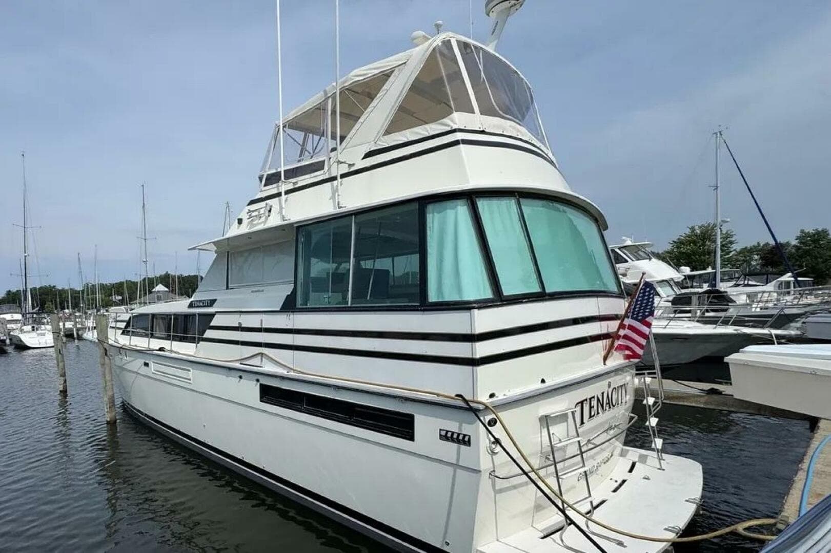 1986 Bertram 58 Flybridge Motor Yacht