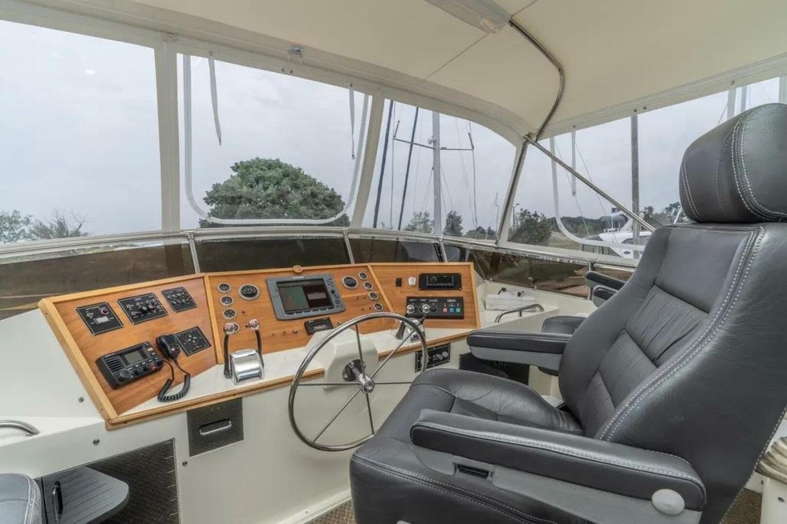 1986 Bertram 58 Flybridge Motor Yacht