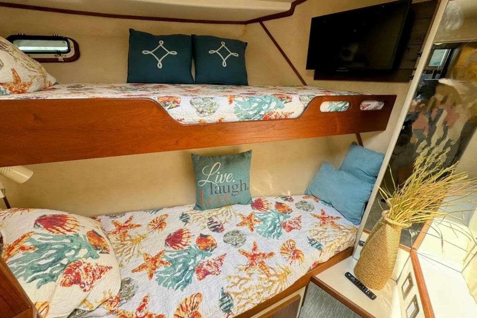 1986 Bertram 58 Flybridge Motor Yacht