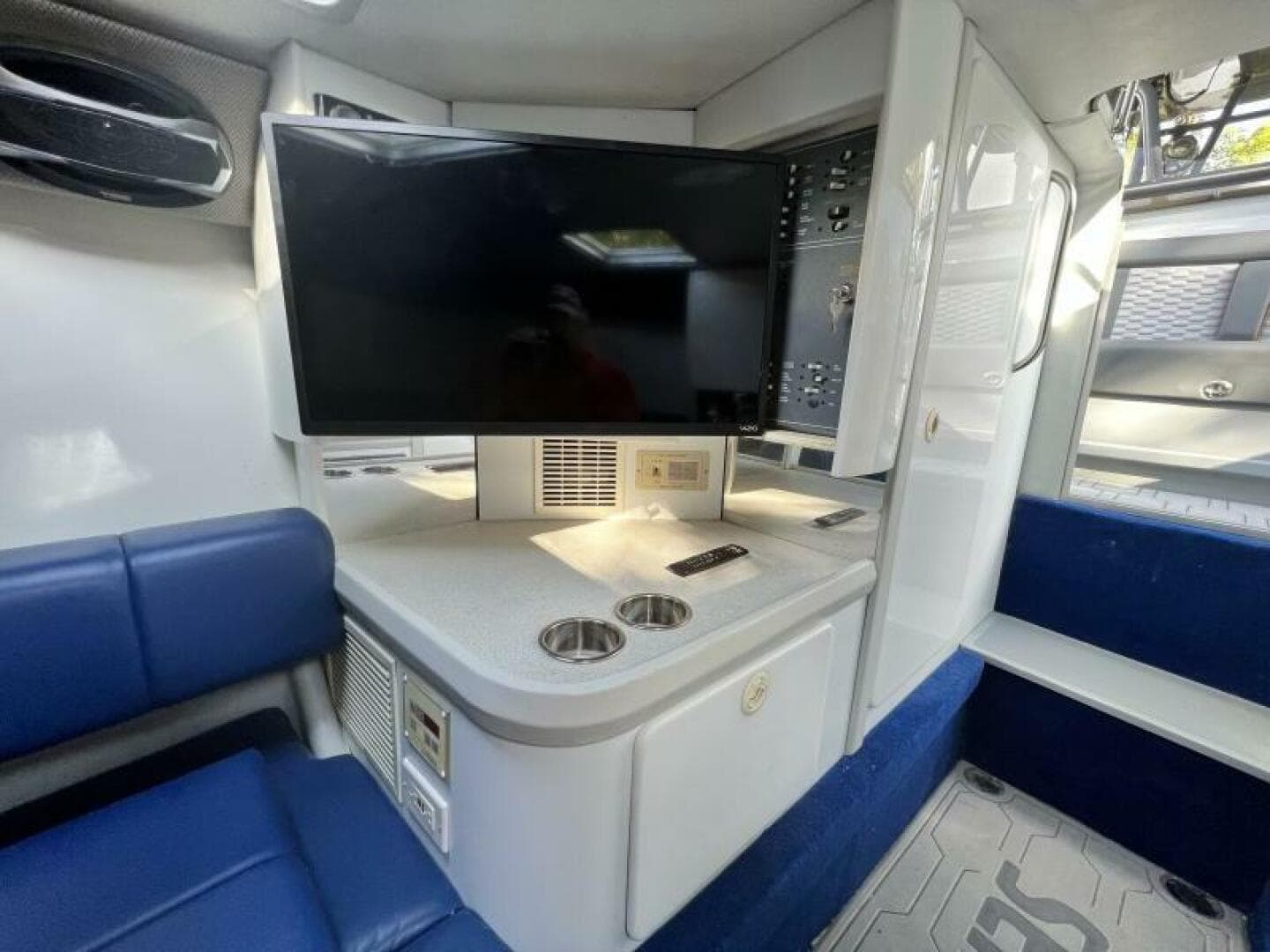 1996 Formula 382 SR-1