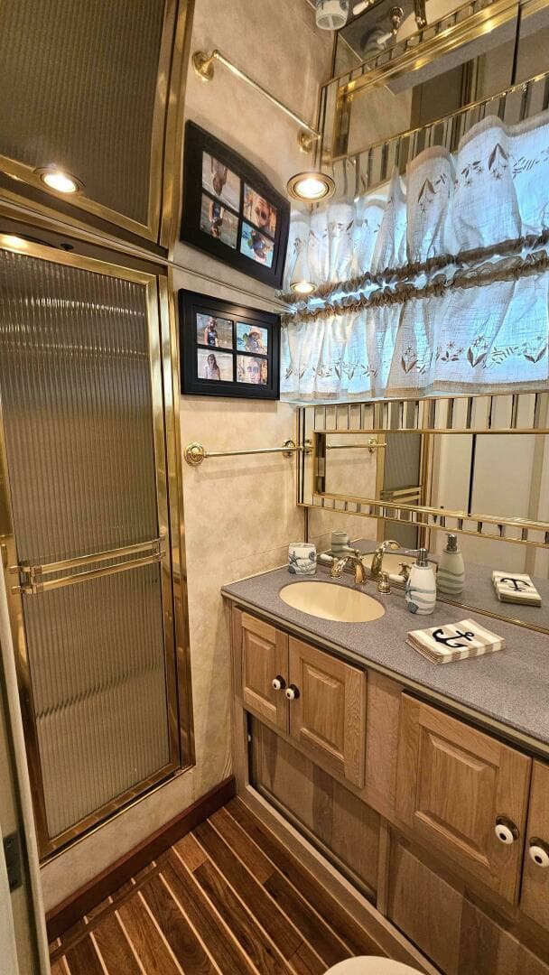 1971 Chris-Craft 47 Commander