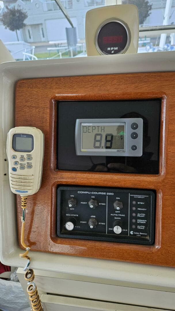 1971 Chris-Craft 47 Commander