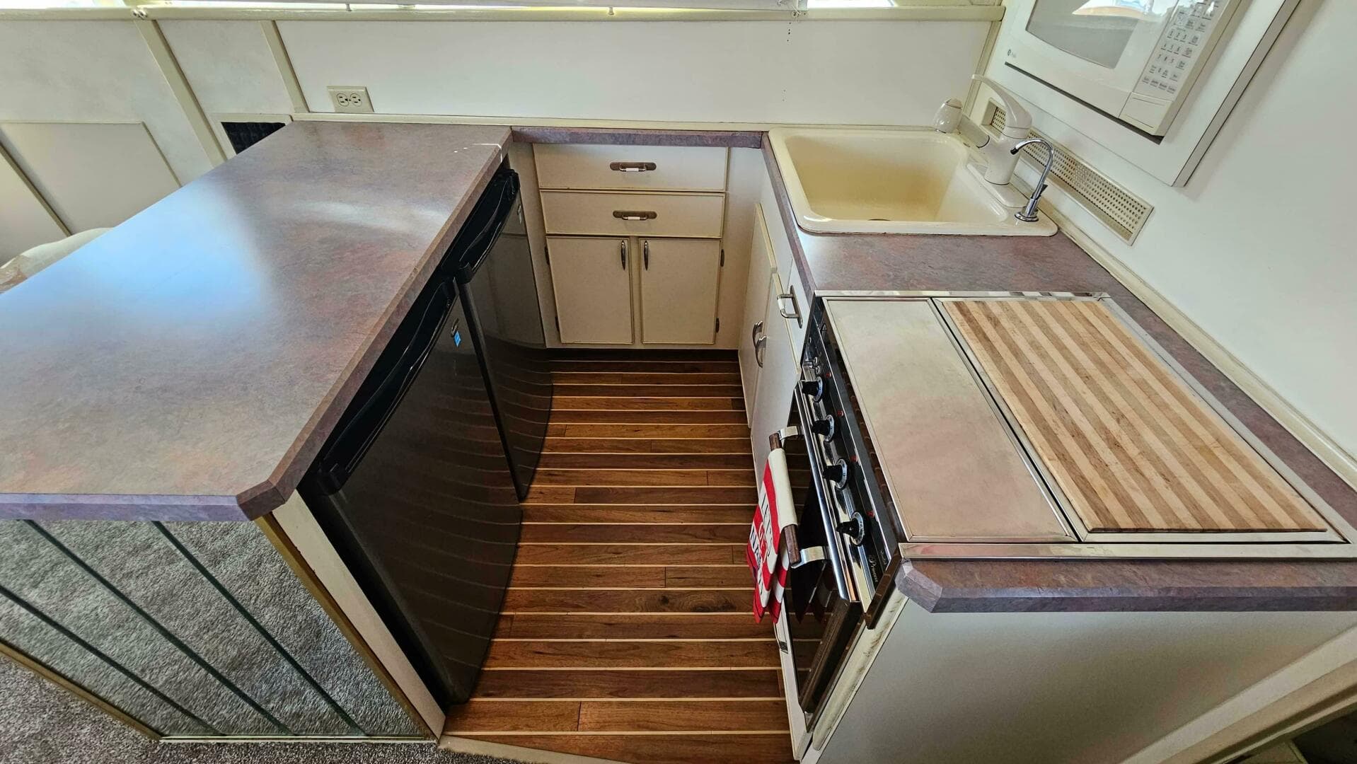 1971 Chris-Craft 47 Commander