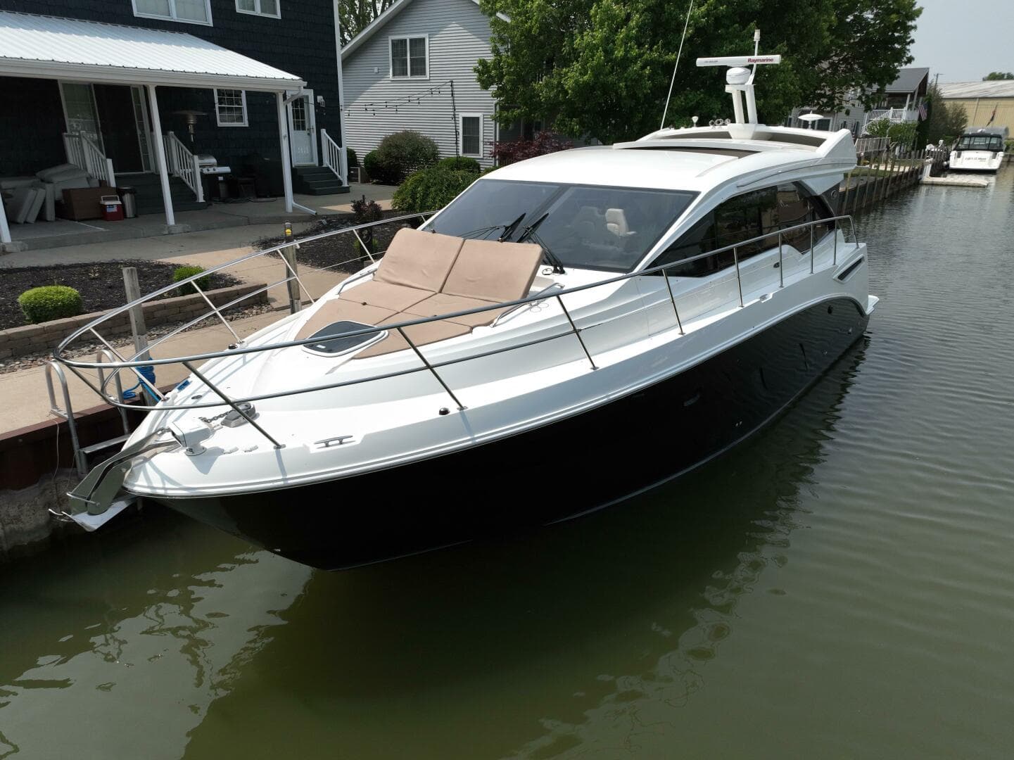 2017 Sea Ray 460 Sundancer
