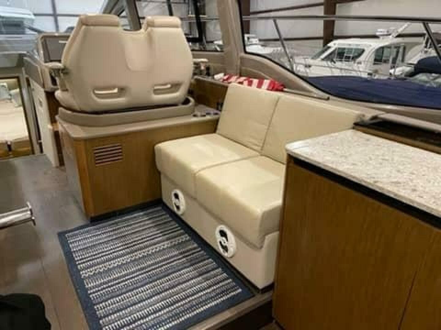 2017 Sea Ray 460 Sundancer