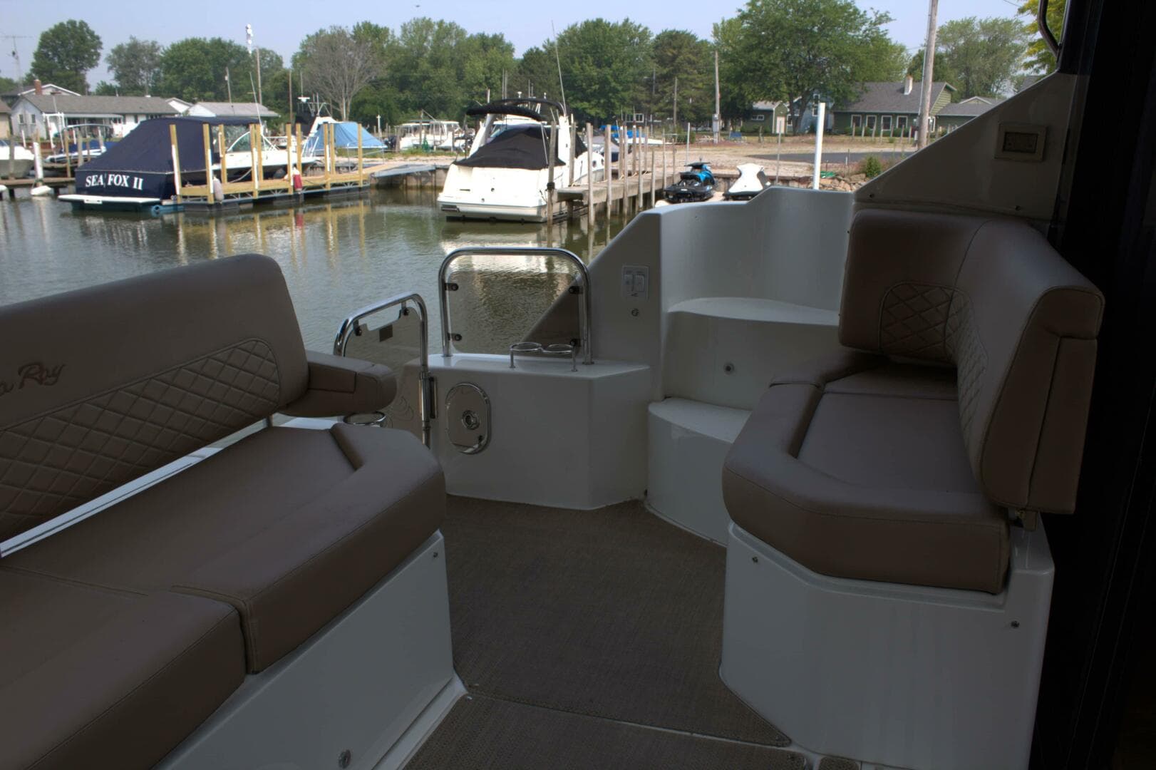 2017 Sea Ray 460 Sundancer