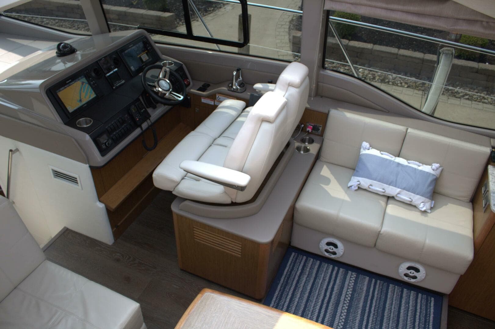 2017 Sea Ray 460 Sundancer