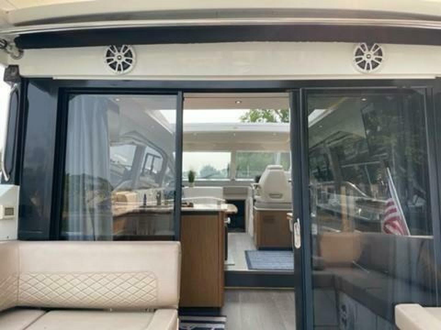 2017 Sea Ray 460 Sundancer