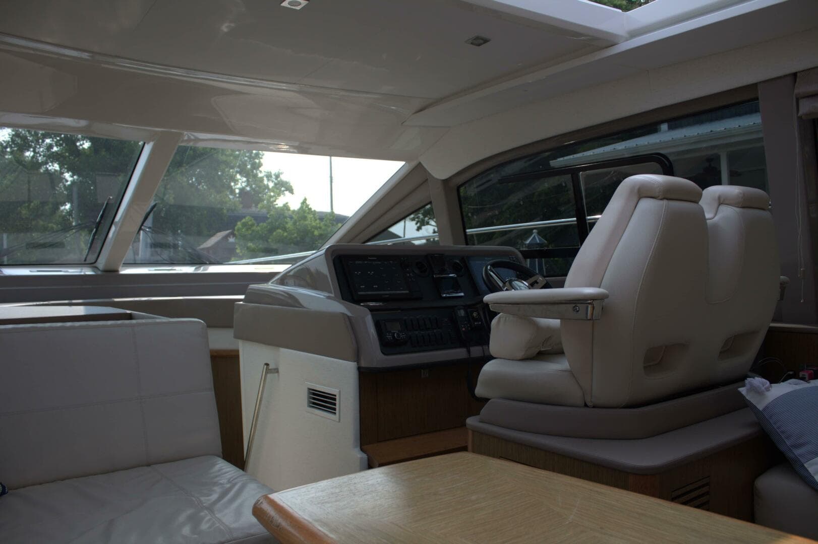 2017 Sea Ray 460 Sundancer