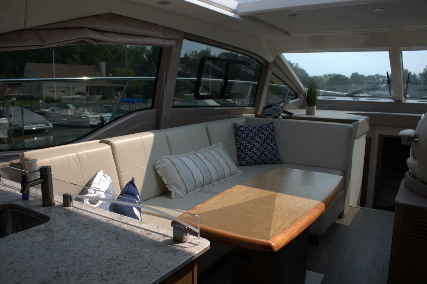 2017 Sea Ray 460 Sundancer