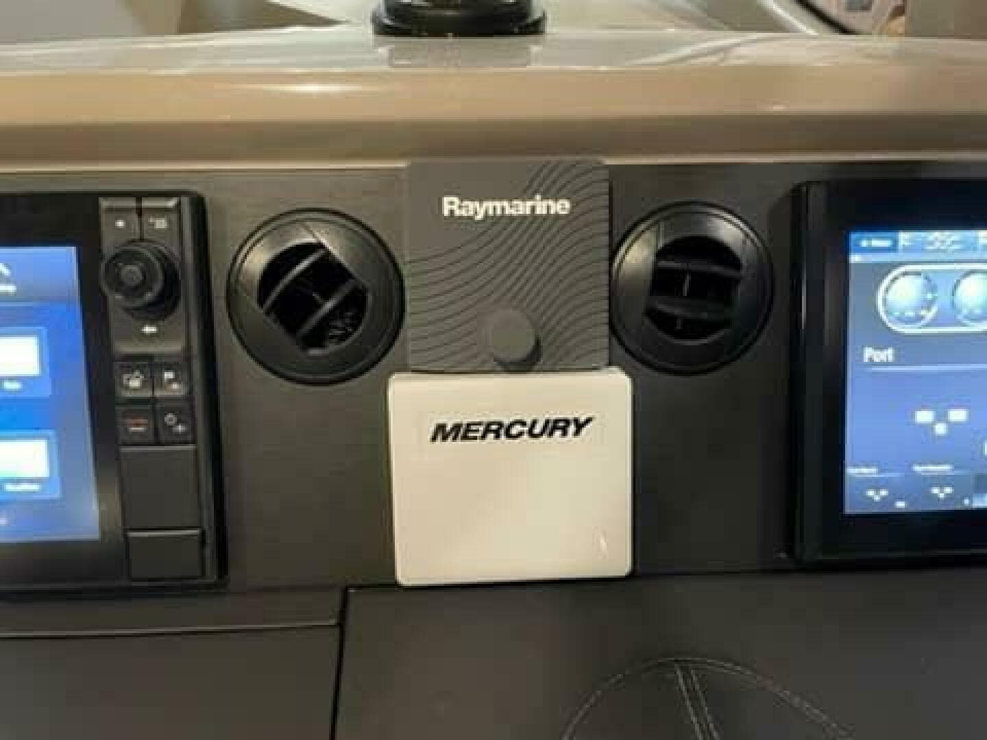 2017 Sea Ray 460 Sundancer